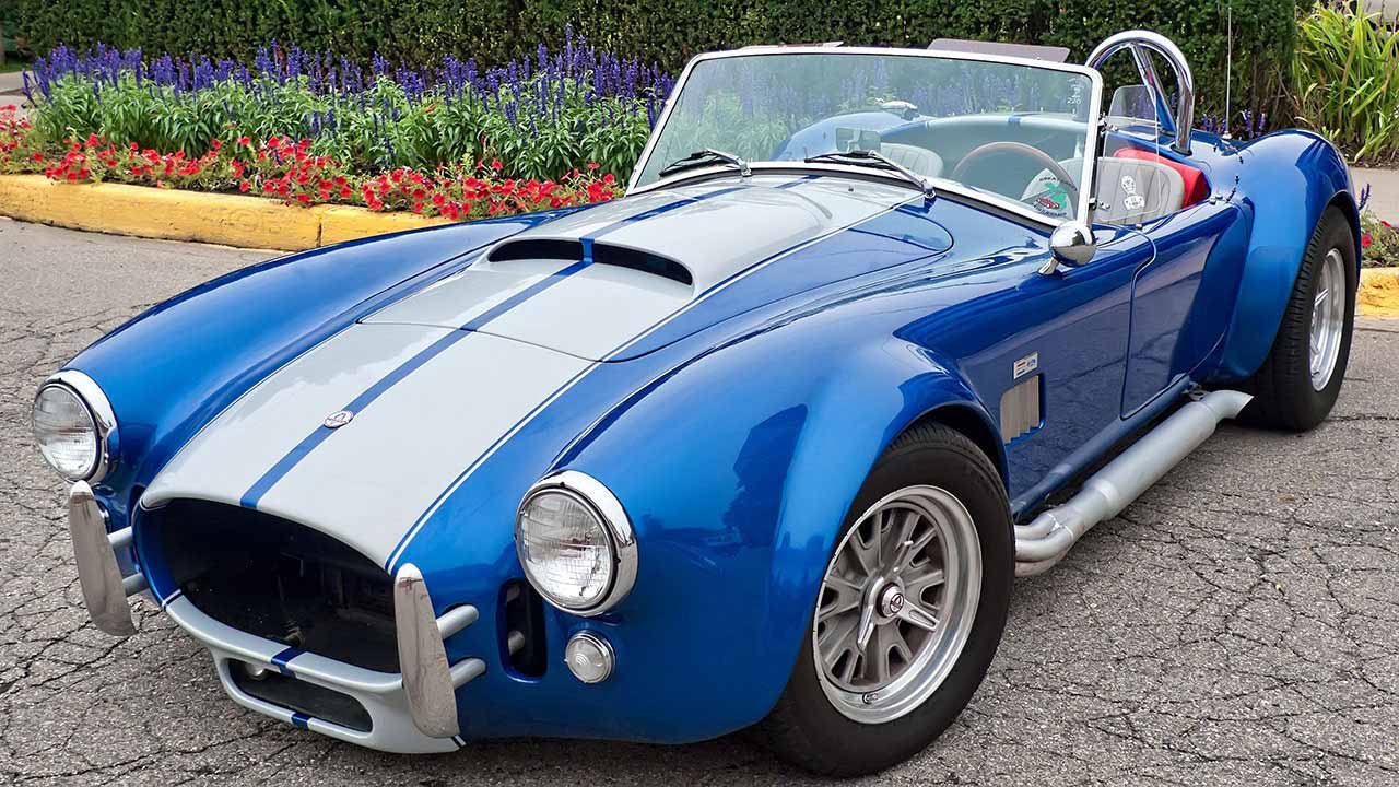 1965 Shelby Cobra - blue with white stripes
